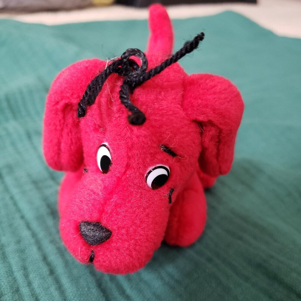 Vintage Clifford the Big Red Dog Stuffed Beanbag Plush from the 90s - EUC